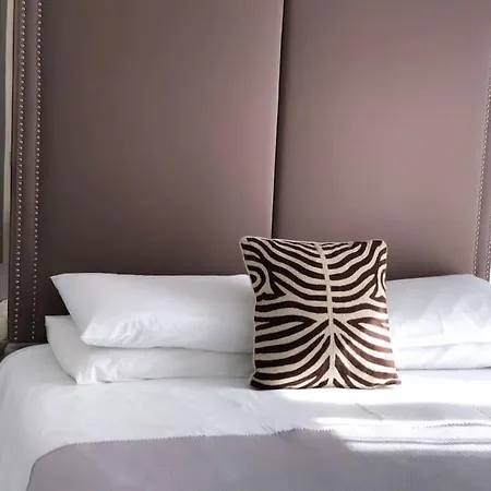 Luxe, Puerto Banus, Marbella Villa Estepona